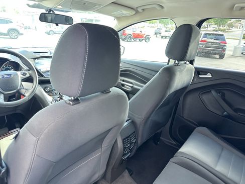 Used 2016 Ford Escape SE w/ Equipment Group 201A FWD image 22