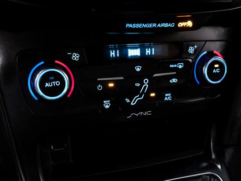 Used 2015 Ford Focus ST w/ Equipment Group 401A image 33