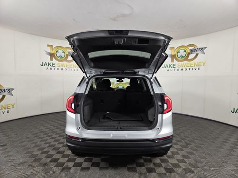 Used 2021 GMC Terrain SLE w/ Driver Convenience Package AWD/4WD image 31