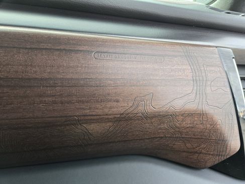 Used 2024 GMC Sierra 2500 Denali Ultimate image 28