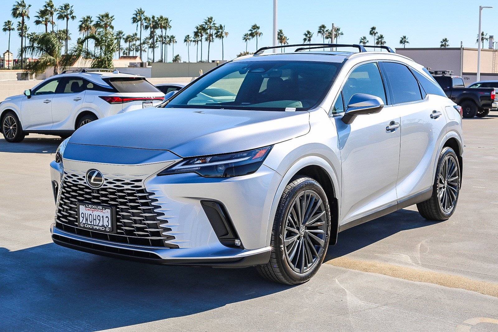 Certified 2026 Lexus RX 350h w/ Convenience Package AWD/4WD image 3