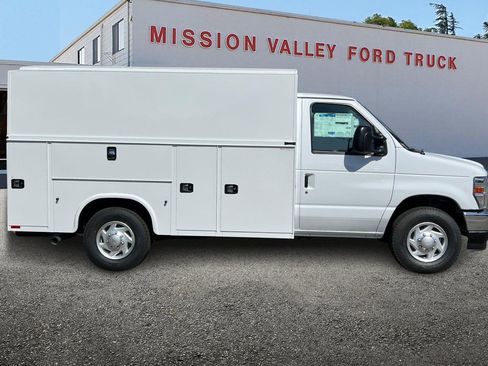 New 2026 Ford E-350 and Econoline 350 Super Duty w/ Power Equipment Group image 3