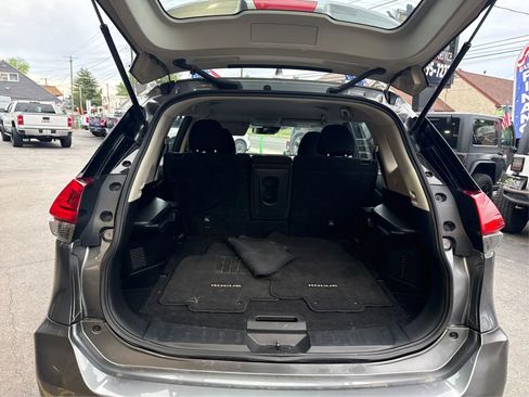 Used 2020 Nissan Rogue S AWD/4WD image 13