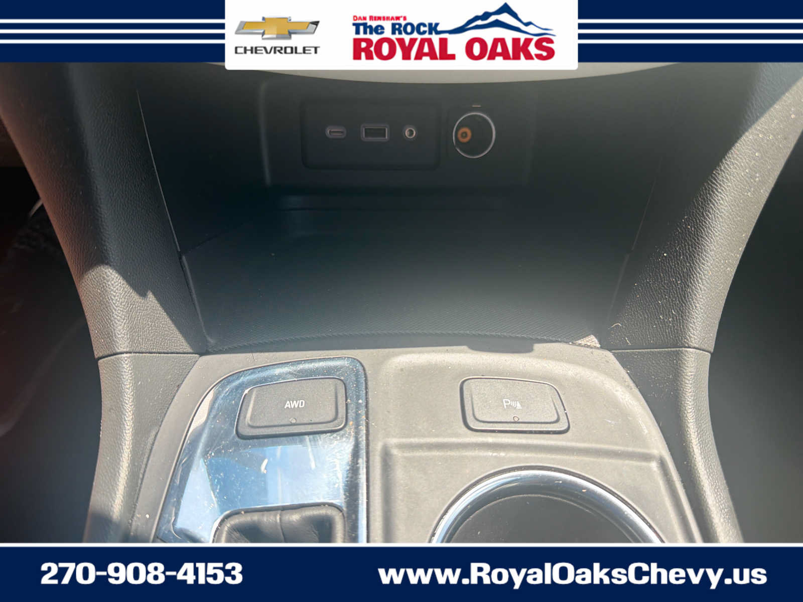 Used 2023 Chevrolet Equinox LT w/ Driver Convenience Package AWD/4WD image 18