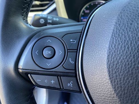 Used 2022 Toyota RAV4 SE image 18