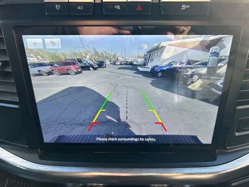 Used 2022 Ford F150 Lariat w/ Equipment Group 502A High image 29