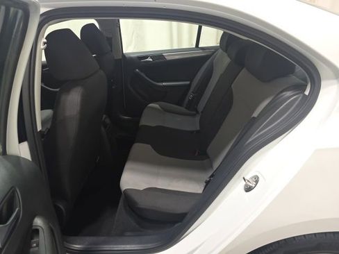 Used 2017 Volkswagen Jetta S image 27