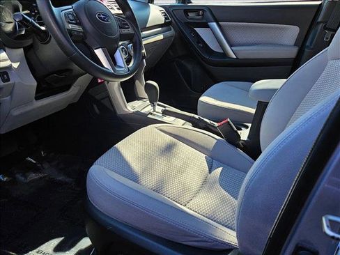 Used 2018 Subaru Forester 2.5i Premium image 16
