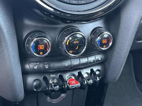 Used 2017 MINI Cooper S image 18