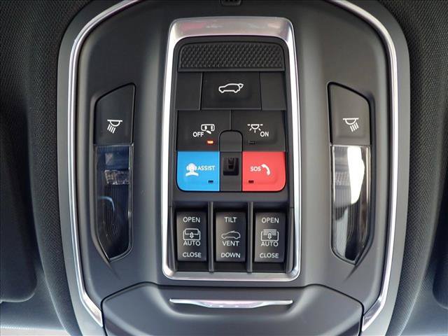 New 2026 Jeep Grand Cherokee Limited w/ Limited Altitude Package AWD/4WD image 26