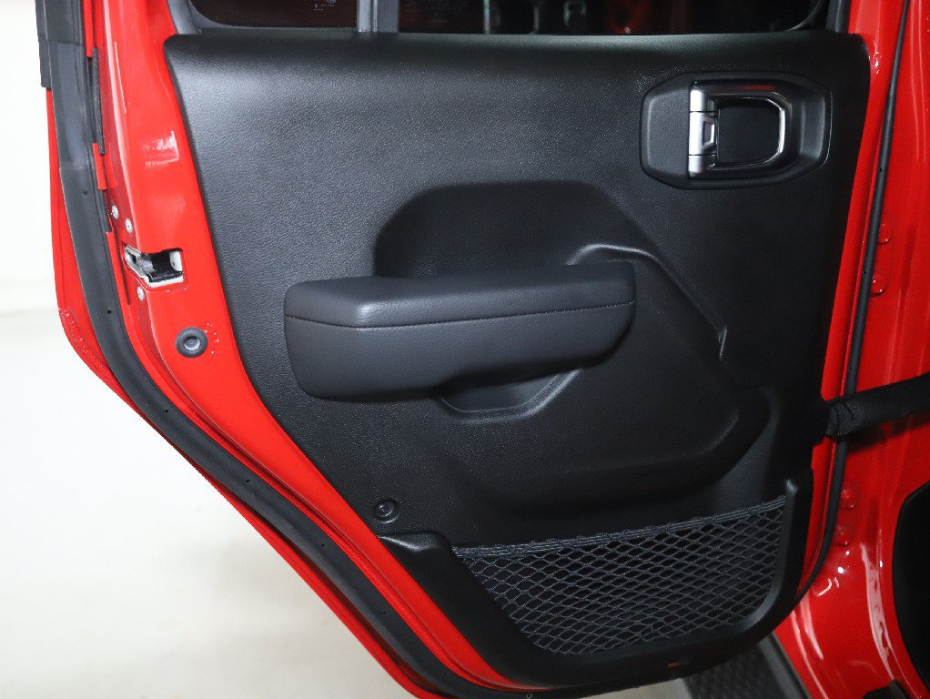 Used 2025 Jeep Wrangler Unlimited Sport AWD/4WD image 16
