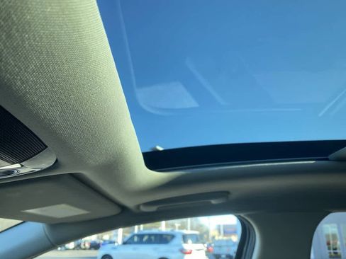 Used 2026 Kia Sportage SX image 22