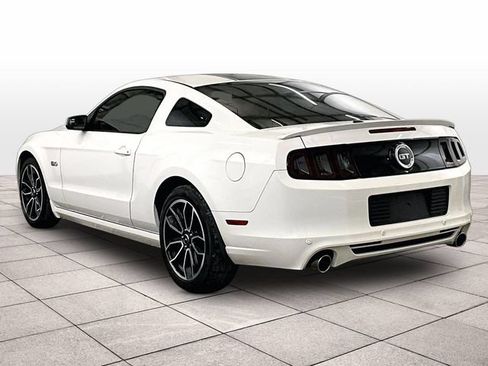 Used 2013 Ford Mustang GT Premium w/ Security Pkg RWD image 10