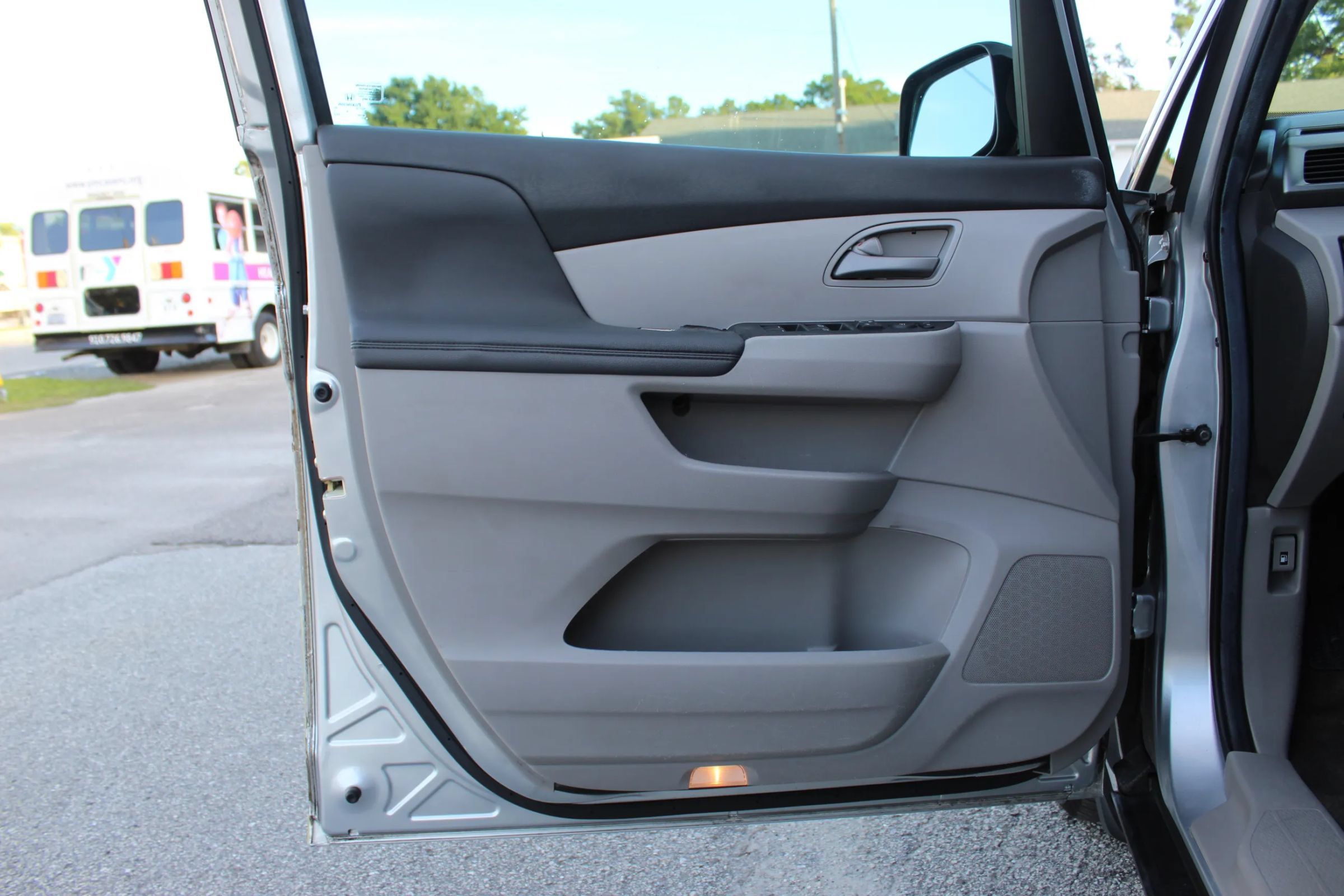 Used 2012 Honda Odyssey EX-L image 10