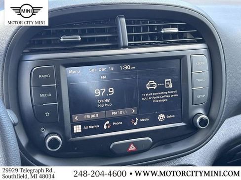 Used 2023 Kia Soul LX image 31