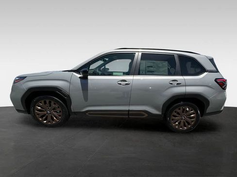 Used 2025 Subaru Forester Sport w/ Popular Package #2 AWD/4WD image 3