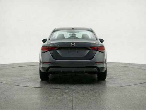 Used 2025 Nissan Sentra SV image 7