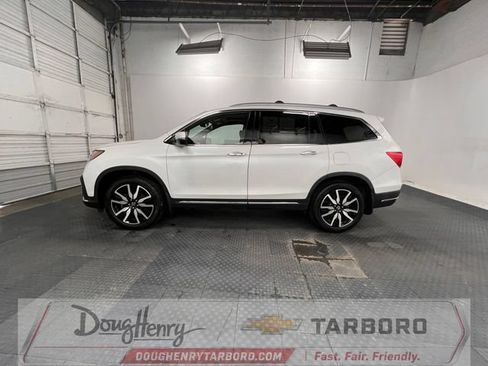Used 2022 Honda Pilot Touring image 4