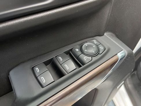 Used 2022 GMC Sierra 1500 SLT w/ SLT Premium Plus Package image 14