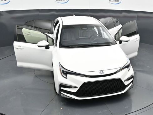 Used 2025 Toyota Corolla SE FWD image 34