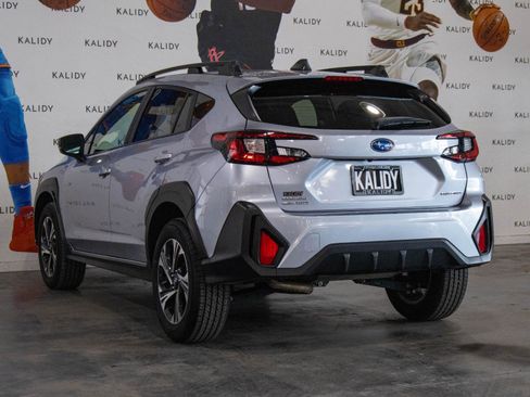 Used 2024 Subaru Crosstrek 2.0i Premium image 22
