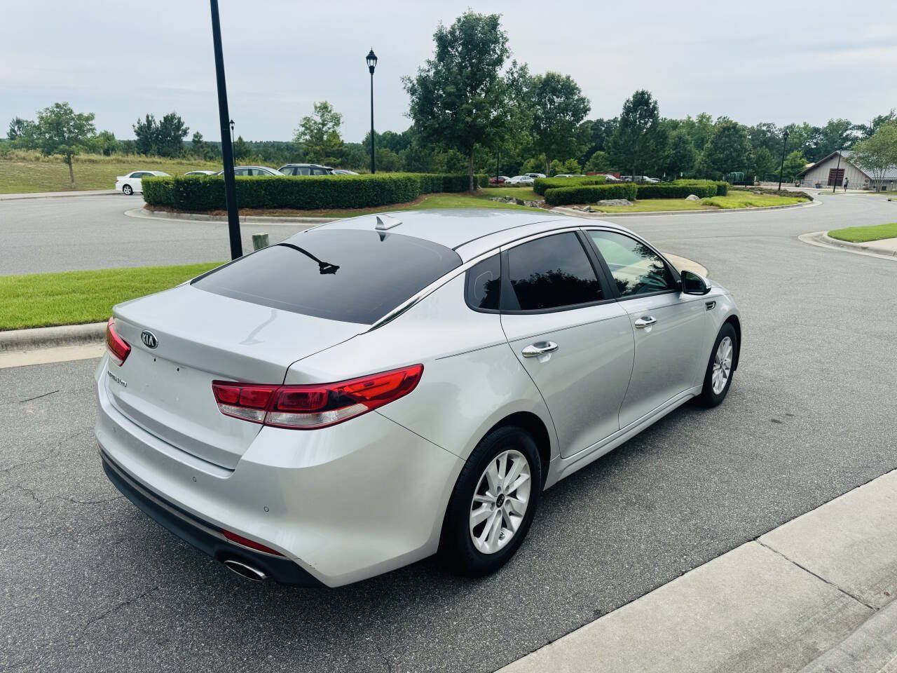 Used 2018 Kia Optima LX FWD image 5