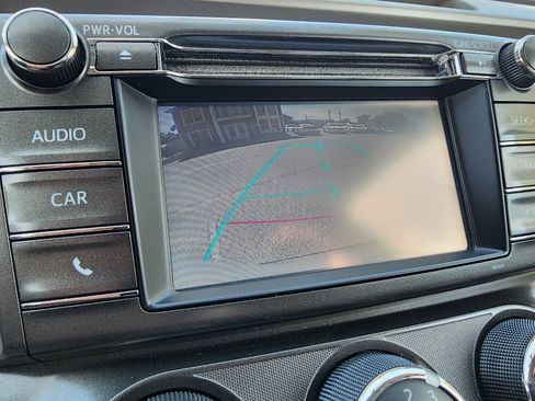 Used 2014 Toyota RAV4 LE image 14