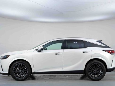 Used 2025 Lexus RX 350 Premium w/ Convenience Package image 8