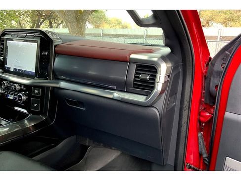 Used 2023 Ford F150 Lariat image 18