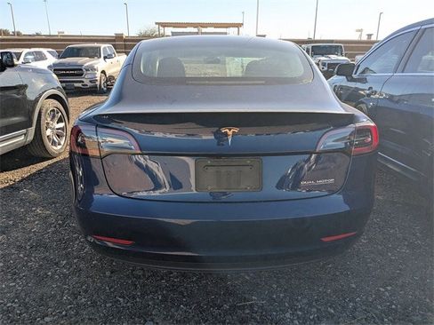 Used 2023 Tesla Model 3 Performance image 9