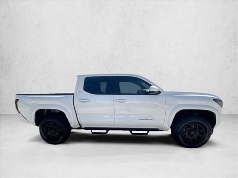 Used 2024 Toyota Tacoma SR5 w/ SR5 Upgrade Package RWD image 5
