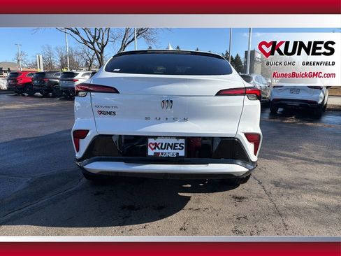 New 2026 Buick Envista Sport Touring image 8