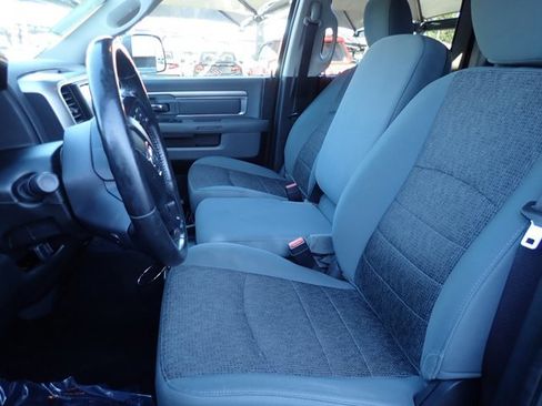 Used 2016 RAM 1500 Big Horn image 10