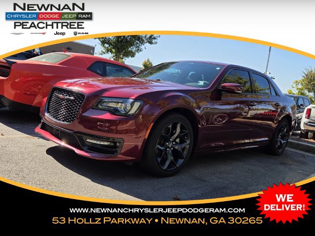 Used 2023 Chrysler 300 S w/ Comfort Group RWD image 1