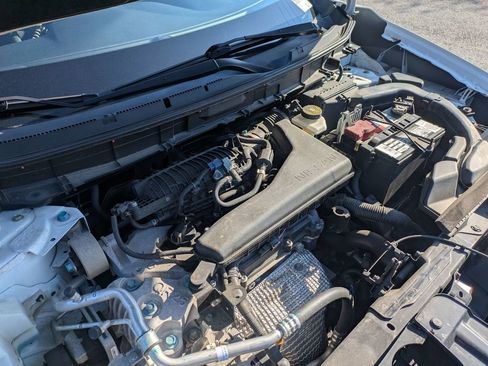 Used 2020 Nissan Rogue S image 13