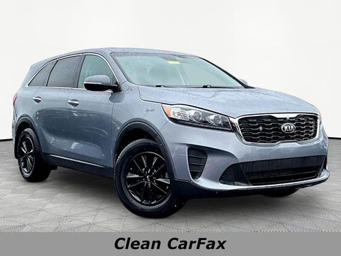 Used 2020 Kia Sorento L FWD image 3