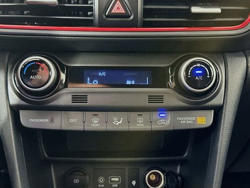 Used 2019 Hyundai Kona Ultimate FWD image 19