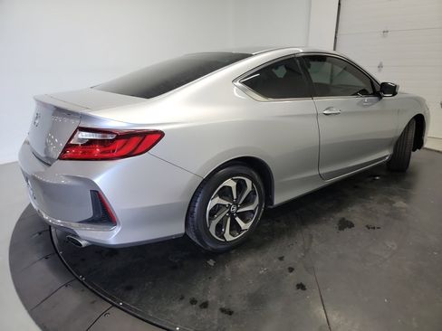 Used 2017 Honda Accord LX-S image 9