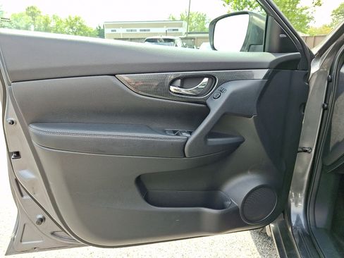 Used 2014 Nissan Rogue SL w/ SL Premium Package AWD/4WD image 13