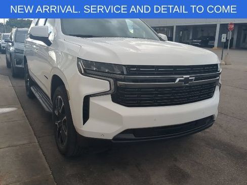 Used 2022 Chevrolet Tahoe RST w/ Luxury Package AWD/4WD image 7
