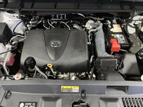 Used 2022 Toyota Highlander XLE image 29