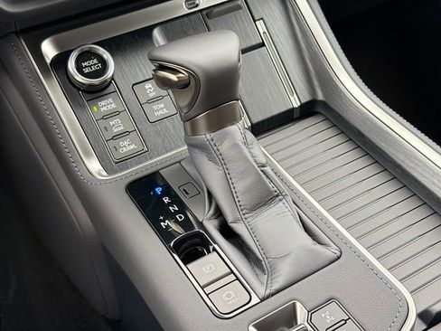 New 2026 Lexus GX 550 AWD/4WD image 29
