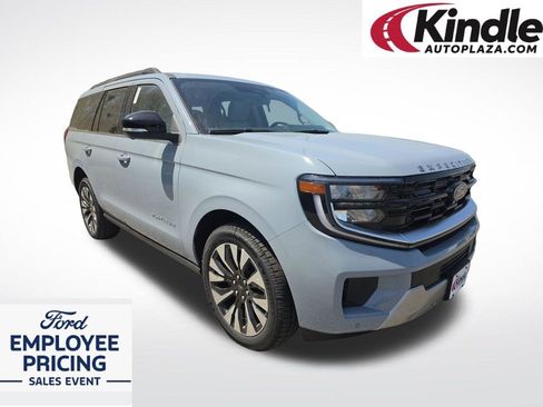 New 2026 Ford Expedition Platinum AWD/4WD image 1