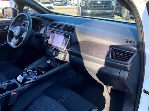 Certified 2024 Nissan Leaf SV Plus image 14