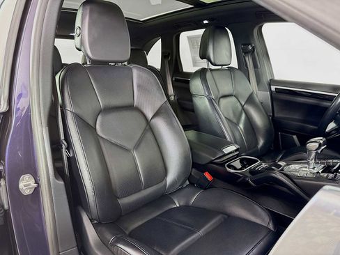 Used 2018 Porsche Cayenne image 27