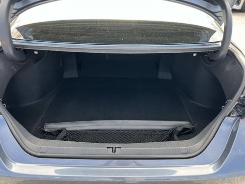 Used 2019 Toyota Avalon XLE w/ Moonroof Package image 18