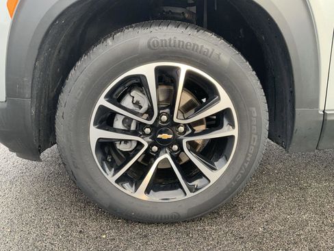 Used 2025 Chevrolet TrailBlazer LT w/ Convenience Package image 19