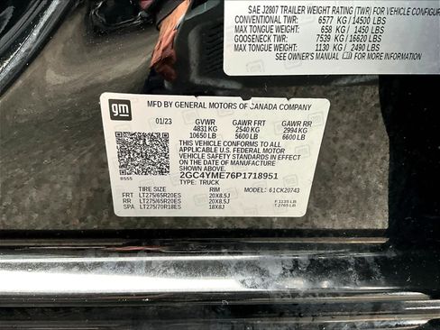 Used 2023 Chevrolet Silverado 2500 Custom w/ Custom Value Package image 37