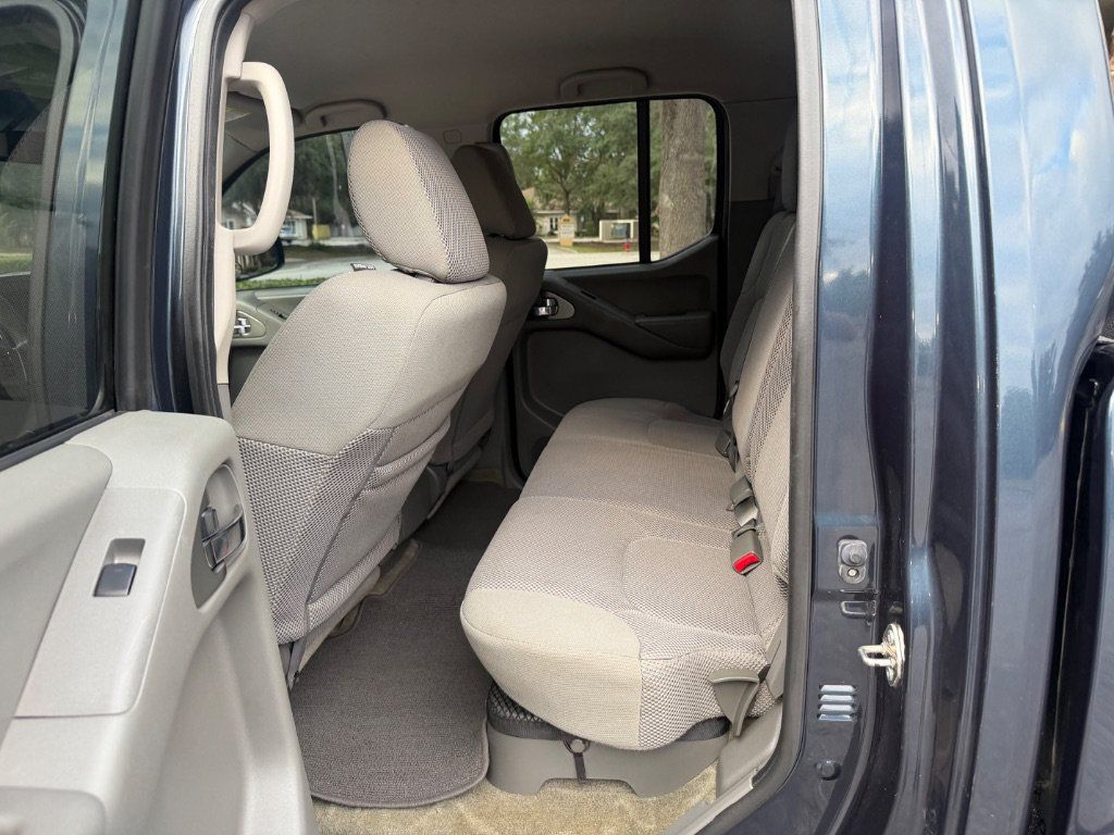 Used 2017 Nissan Frontier SV AWD/4WD image 15