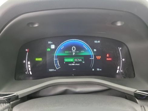 Used 2025 Toyota Camry SE w/ Convenience Package FWD image 25